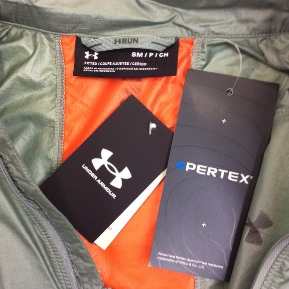 Under Armour Women's UA Impasse Run 2.0 Jacket 1360733 Small Green New - Picture 6 of 8